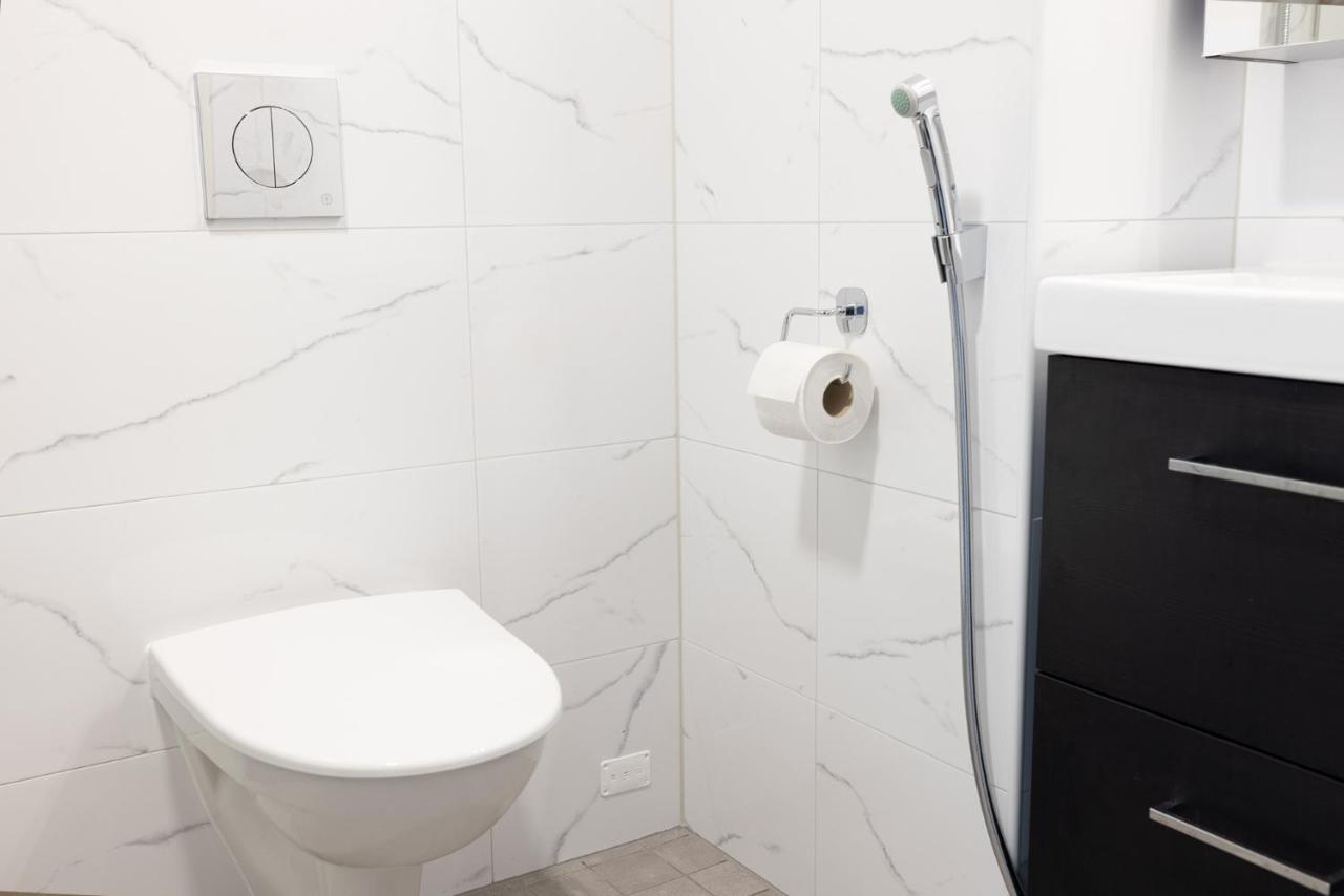 2ndhomes Bright 42m2 1br With Balcony By St. Appartement
